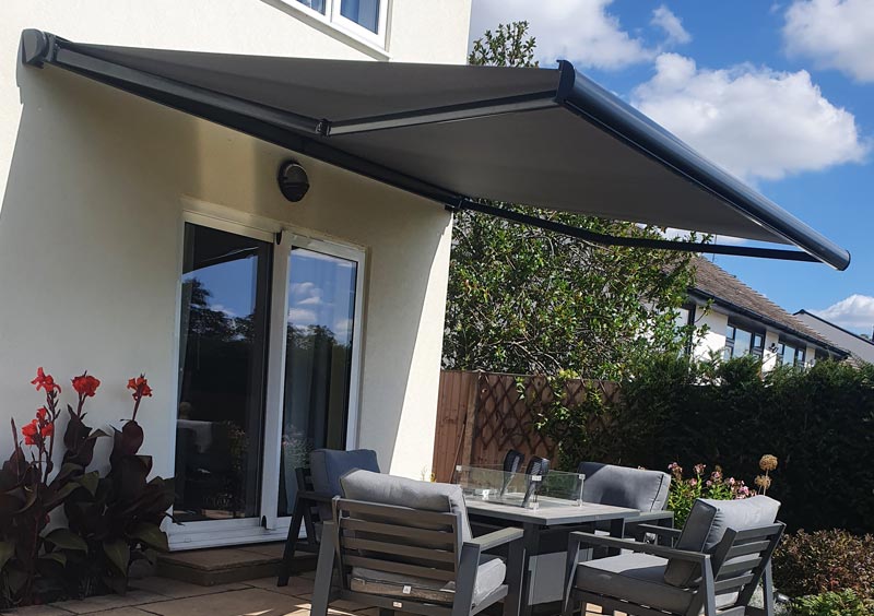 Umbra Cassette Awning