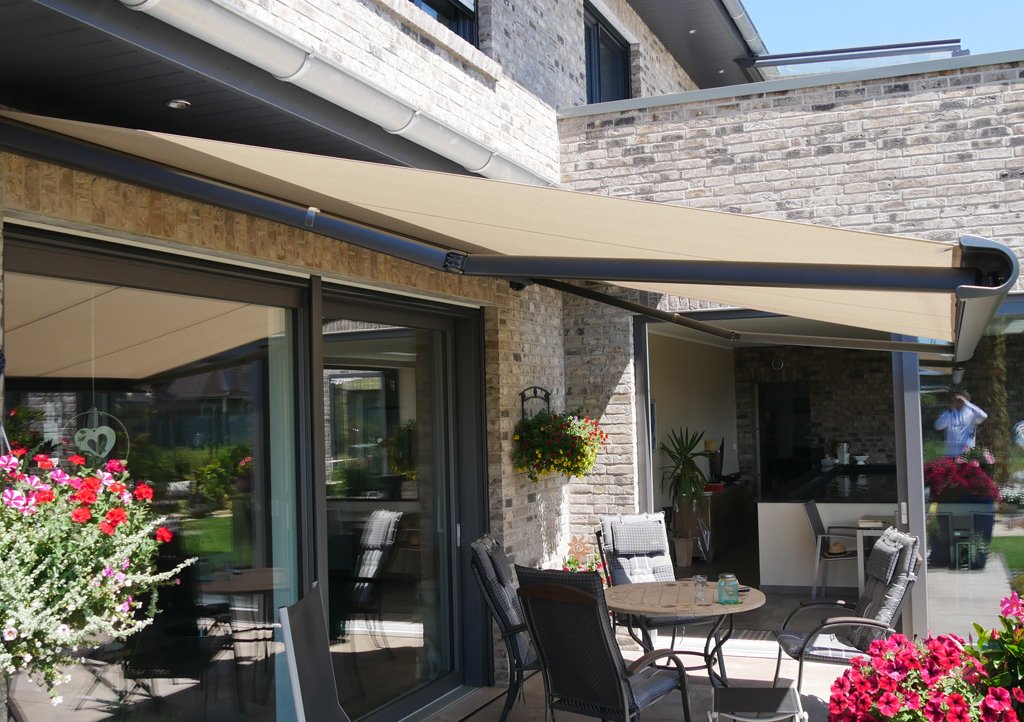 Markilux 990 Awning