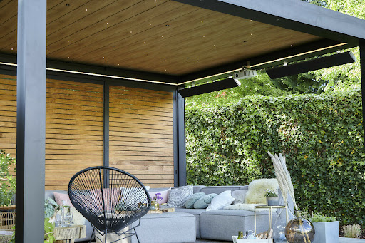 bespoke louvred pergola