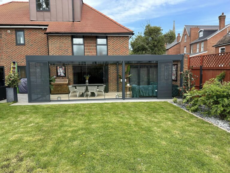 glass roof vue pod with shading and glazing