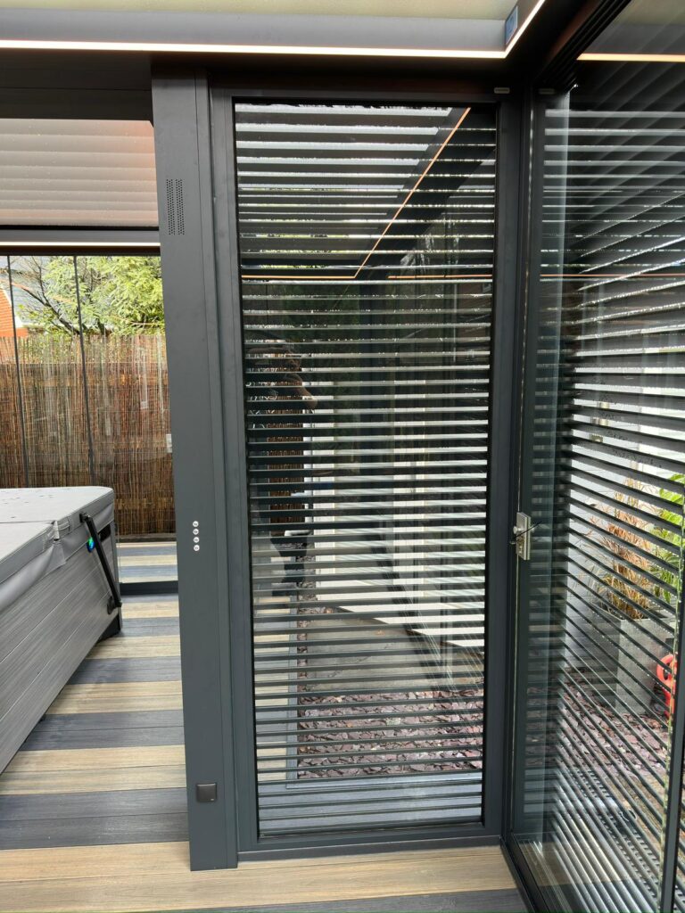 shading blinds in pergola