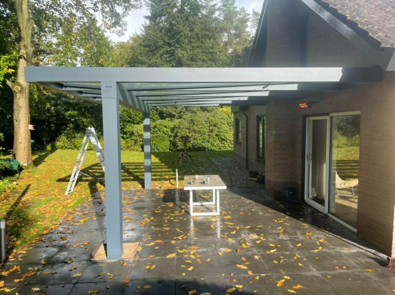 vue grande glass roof veranda in anthracite