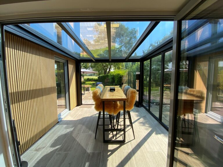 vue pod with glass roof