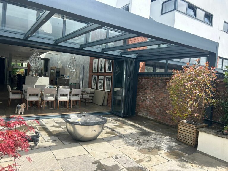 glass roof vue pod in a modern villa
